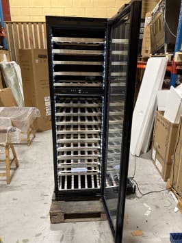 outlet-integrerbart-vinskap-winekeeper-exclusive-112d-push-pull