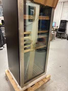 outlet-fritstaende-vinkoleskab-wineexpert-126-stainless