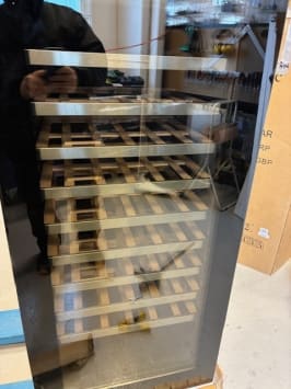 outlet-integrerbart-vinkoleskab-winekeeper-exclusive-112d-push-pull