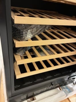 outlet-vinkoleskab-til-indbygning-winecave-187-anthracite-black