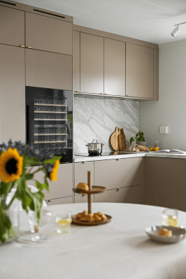 integrated-wine-fridge-scandinavian-collection-90-fullglass-black