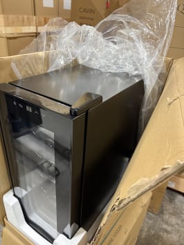 outlet-frittstaende-vinskap-tundra-collection-10-black