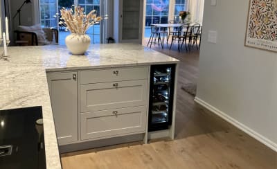 vinskap-30-cm-bredde