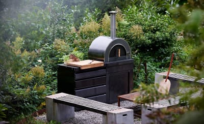 moduulit-myoutoorkitchen-black-collection
