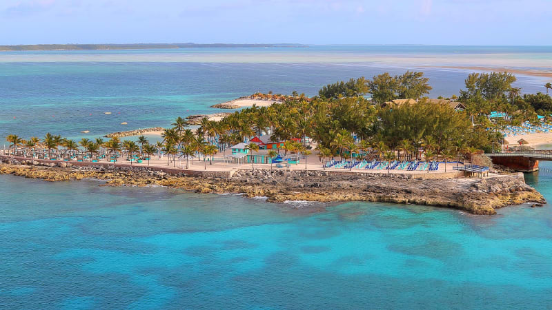 White-sand beach and clear turquoise water at CocoCay in the Bahamas