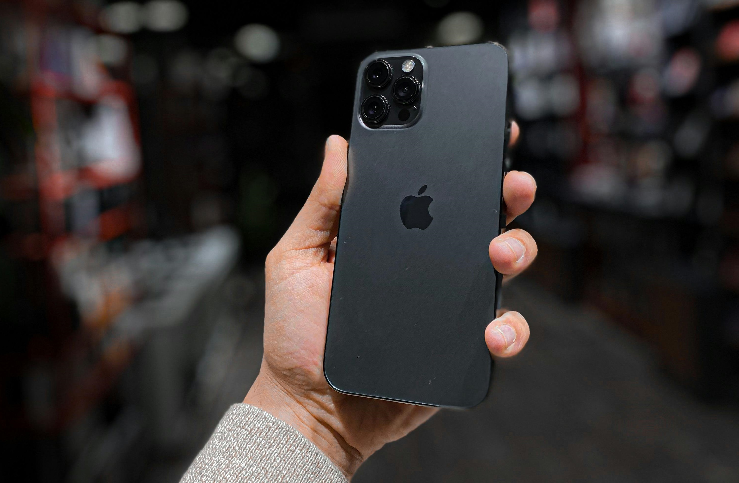 Причини стабільного попиту на iPhone