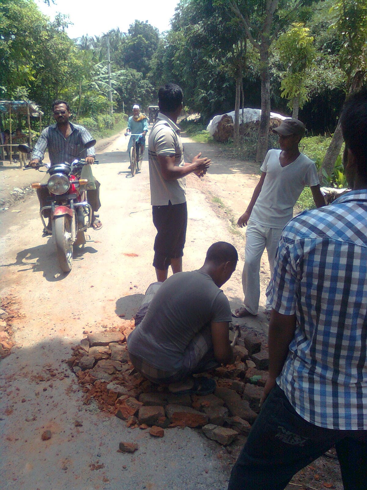 Engineers Foundation Daulatpur (EFD), Kushtia. Road Repair & Community Development Project