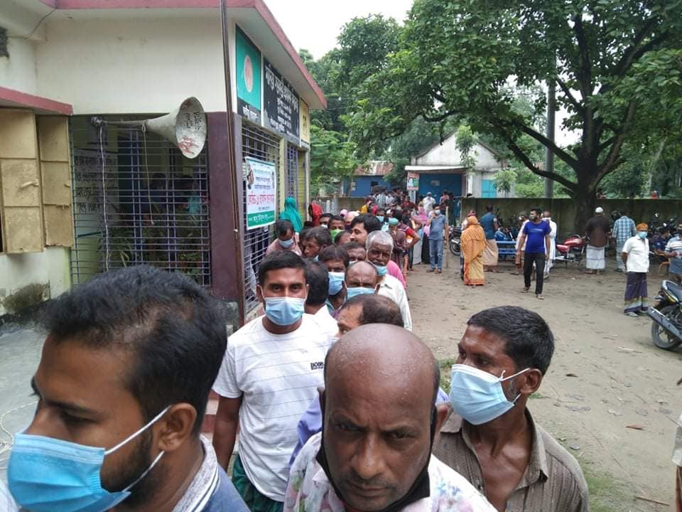 Engineers Foundation Daulatpur (EFD), Kushtia. Humanitarian Relief Distribution