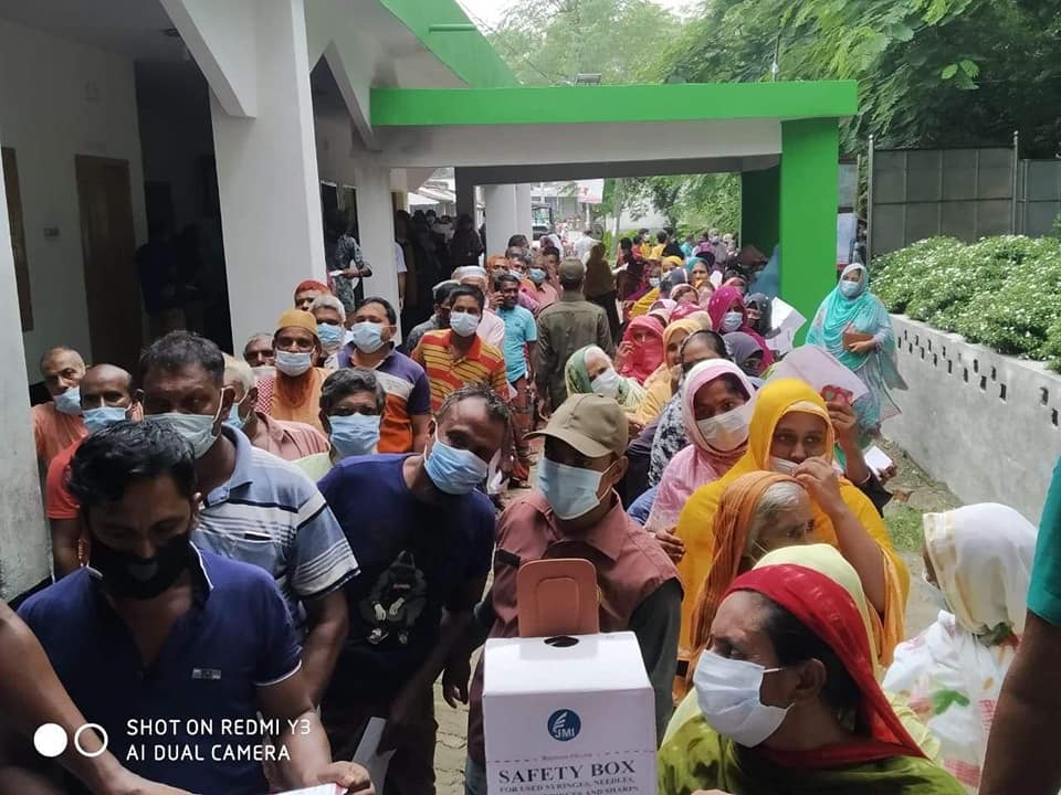 Engineers Foundation Daulatpur (EFD), Kushtia. Humanitarian Relief Distribution