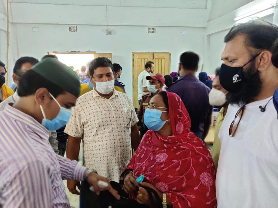 Engineers Foundation Daulatpur (EFD), Kushtia. Humanitarian Relief Distribution