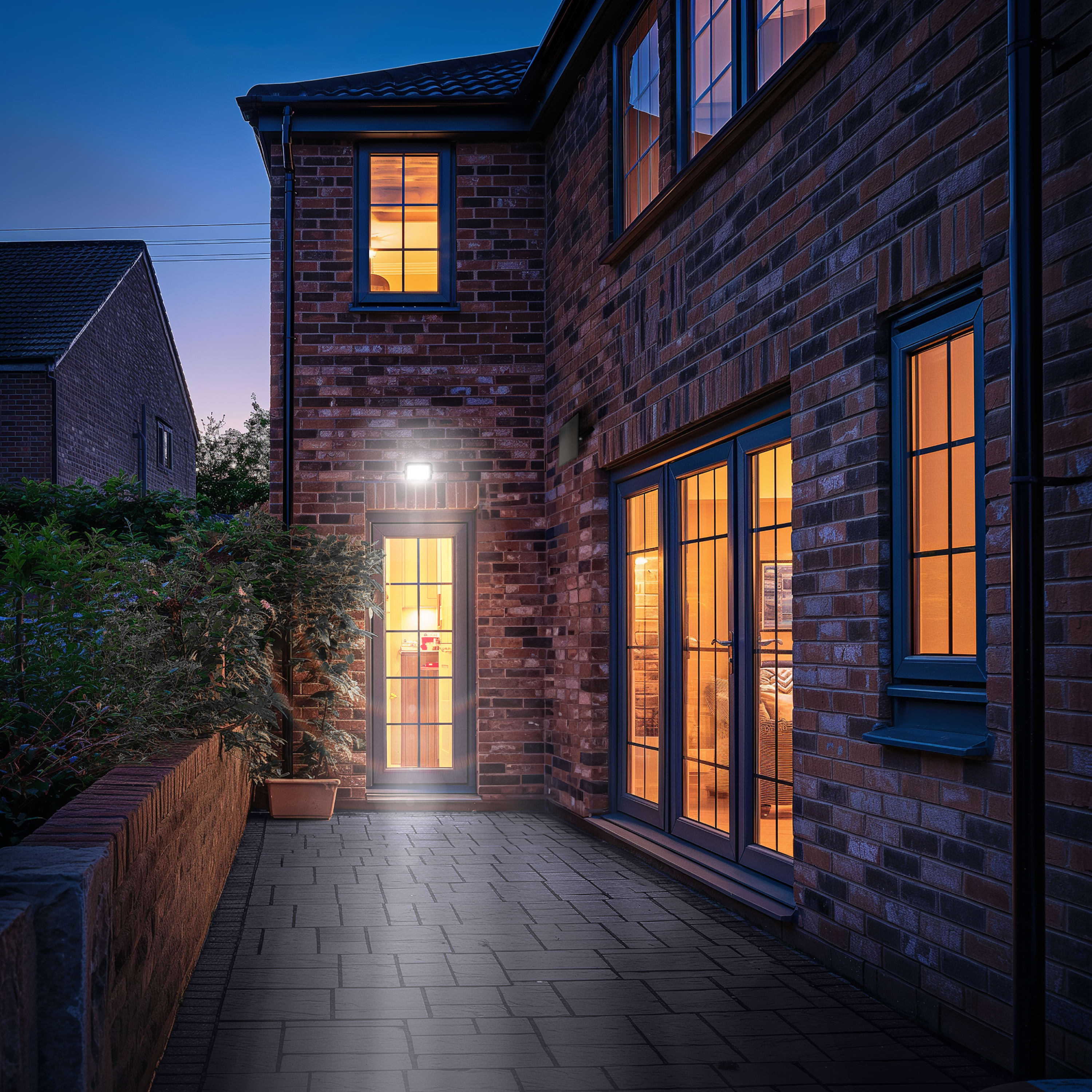 3000x3000 20241104JF