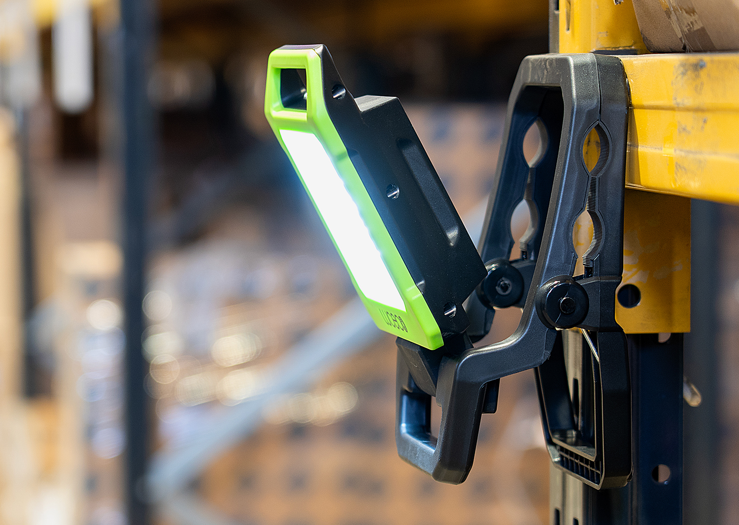 Magnetic Folding Clamp Work Light