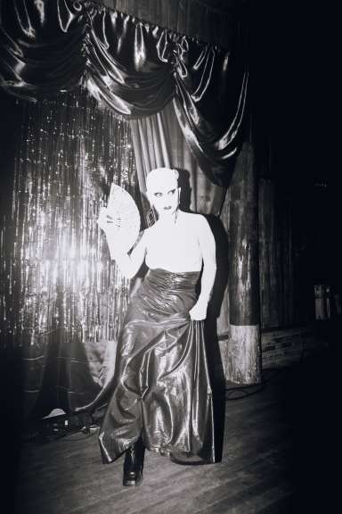 small photos on the bottom