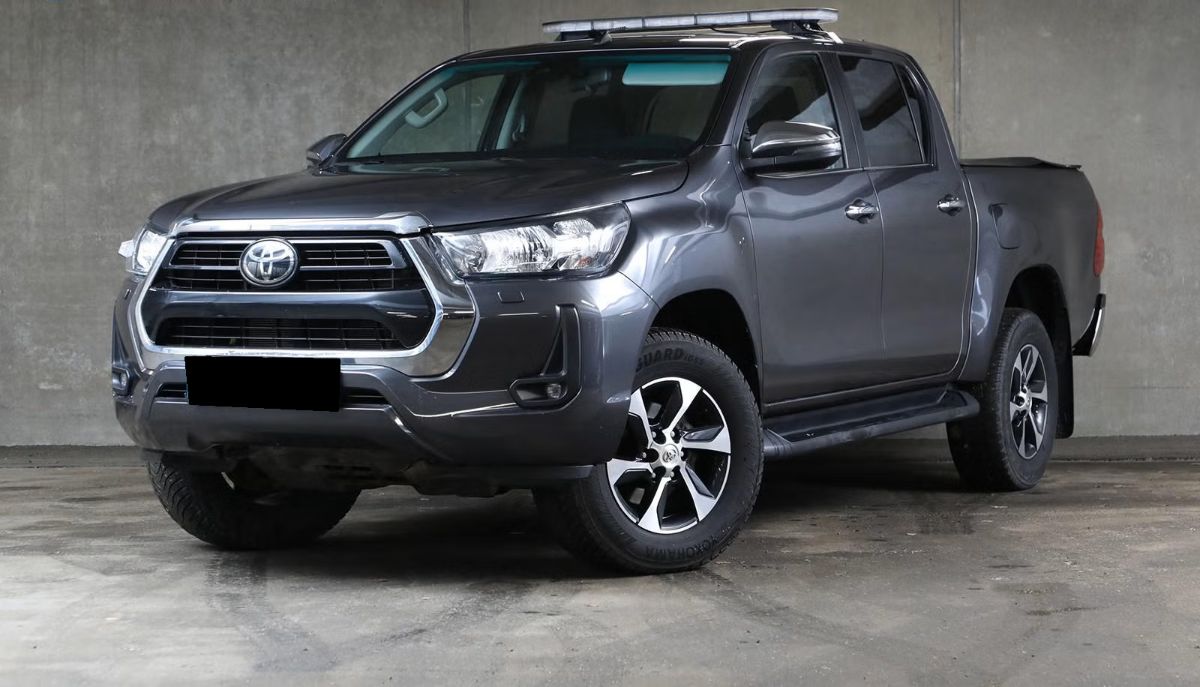 Toyota Toyota Hilux 2.4 D-4D Double Cab 4x4