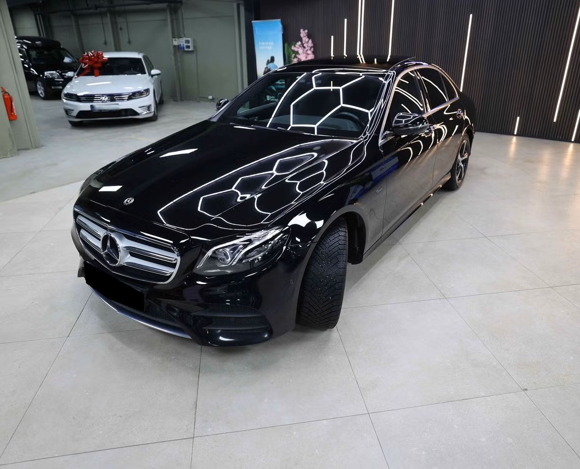 Mercedes-Benz Mercedes-Benz Classe E 300 e AMG Line