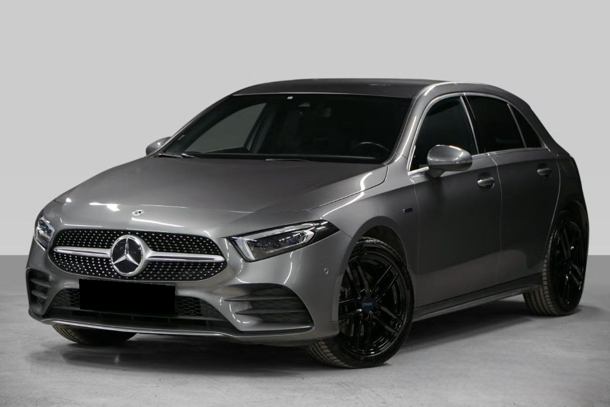Mercedes-Benz A 250e AMG Line