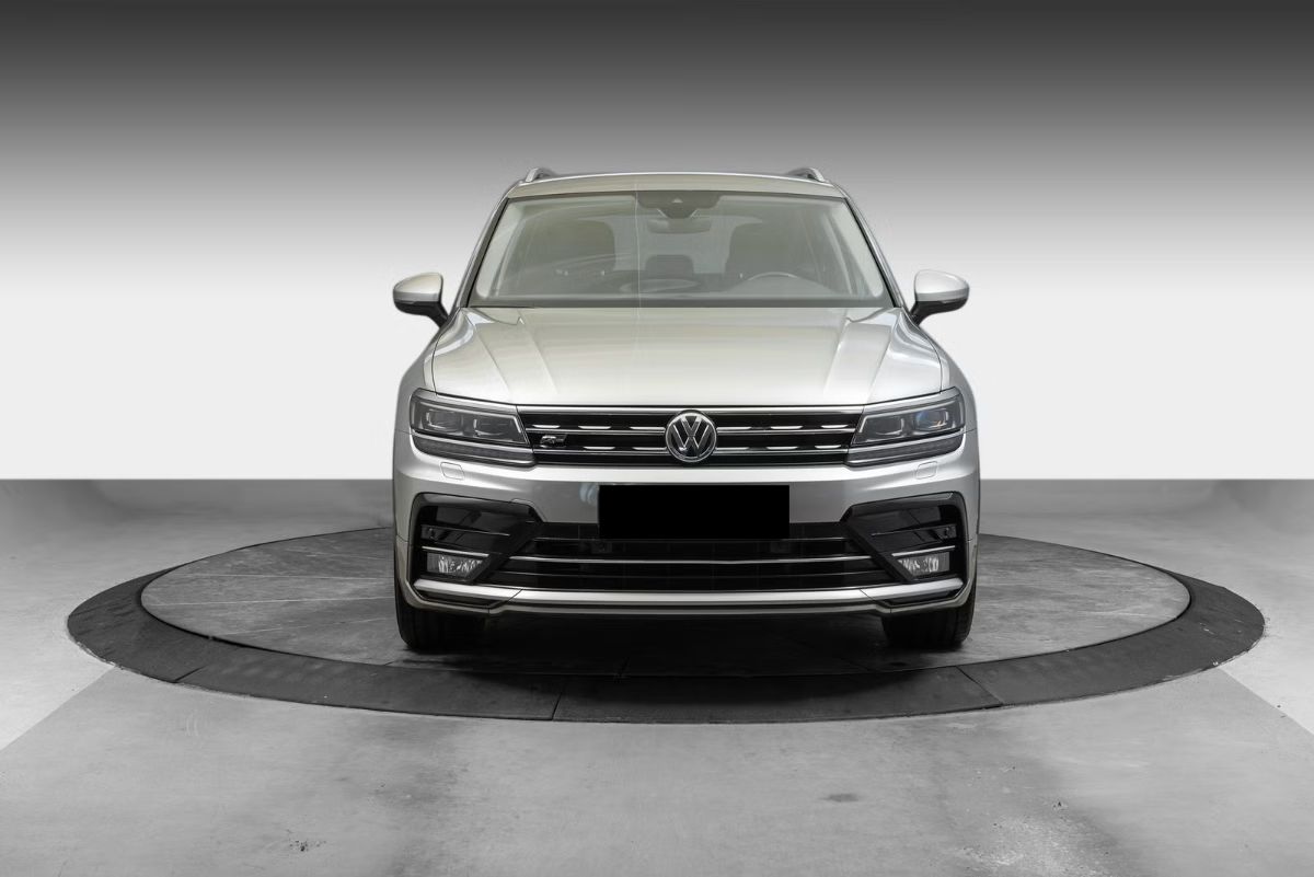 Volkswagen Tiguan 2,0 TDI 4Motion R-Line Exclusive / Webasto