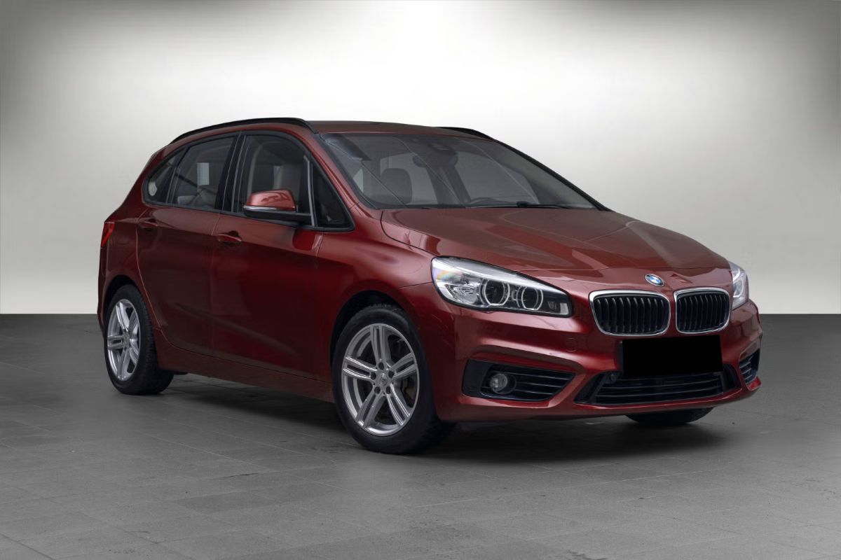 BMW Série 2 225xe Active Tourer iPerformance / Navigation / Caméra / Régulateur adaptatif (ACC)