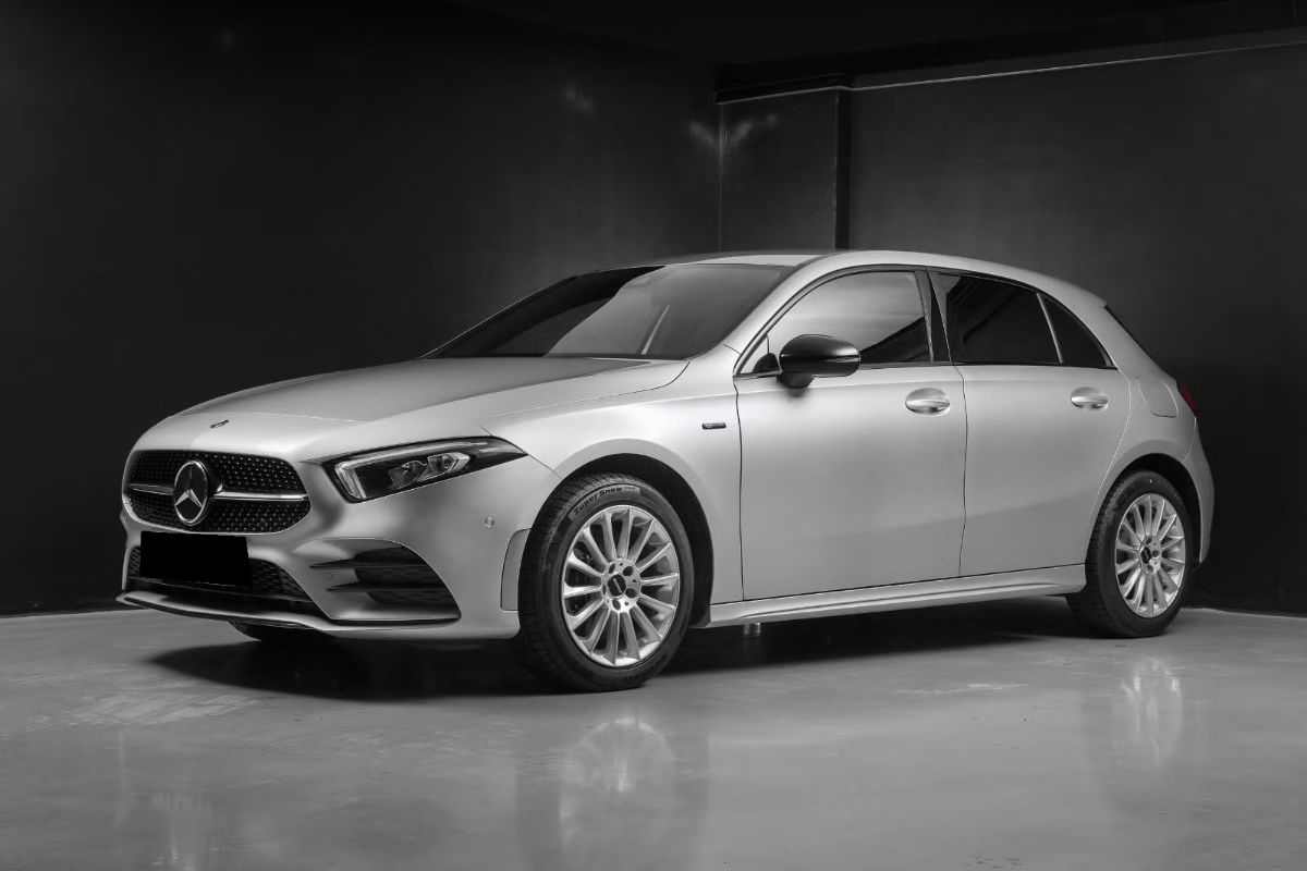 Mercedes-Benz Classe A 250 e AMG Pack Night