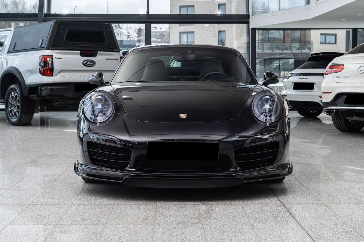 Porsche 911 Turbo S