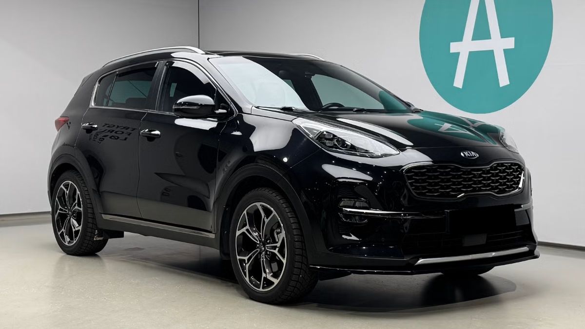 Kia Sportage Cuir / Toit panoramique / Caméra 360° / Système audio JBL / Régulateur de vitesse adaptatif / Contrôle technique récent + entretien effectué