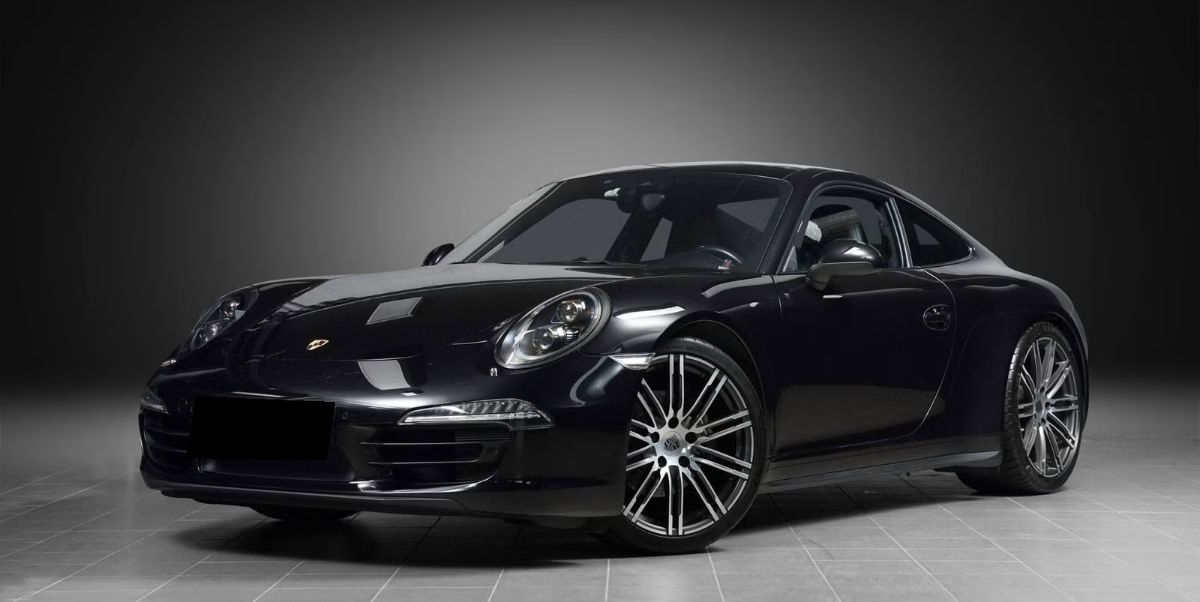 Porsche 911 (991) Carrera 4 Black Edition – PAW / DAB / Système audio Bose / Sièges électriques 18 réglages