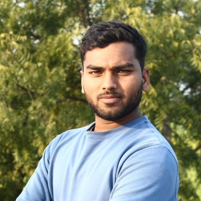 user-img