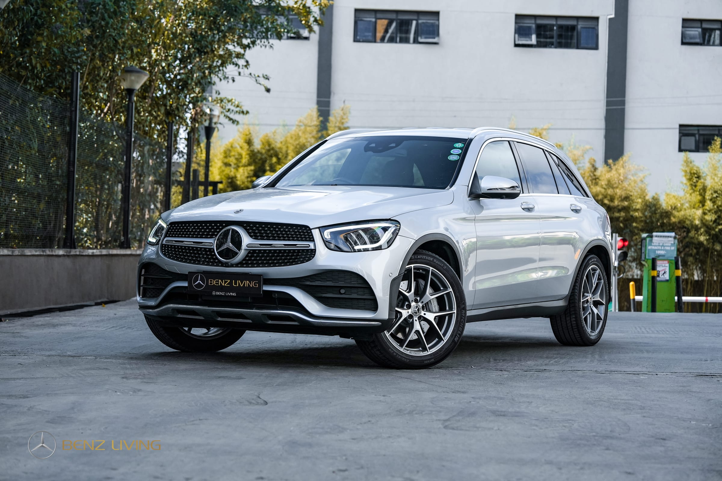 2020 Mercedes-Benz GLC 300 AMG