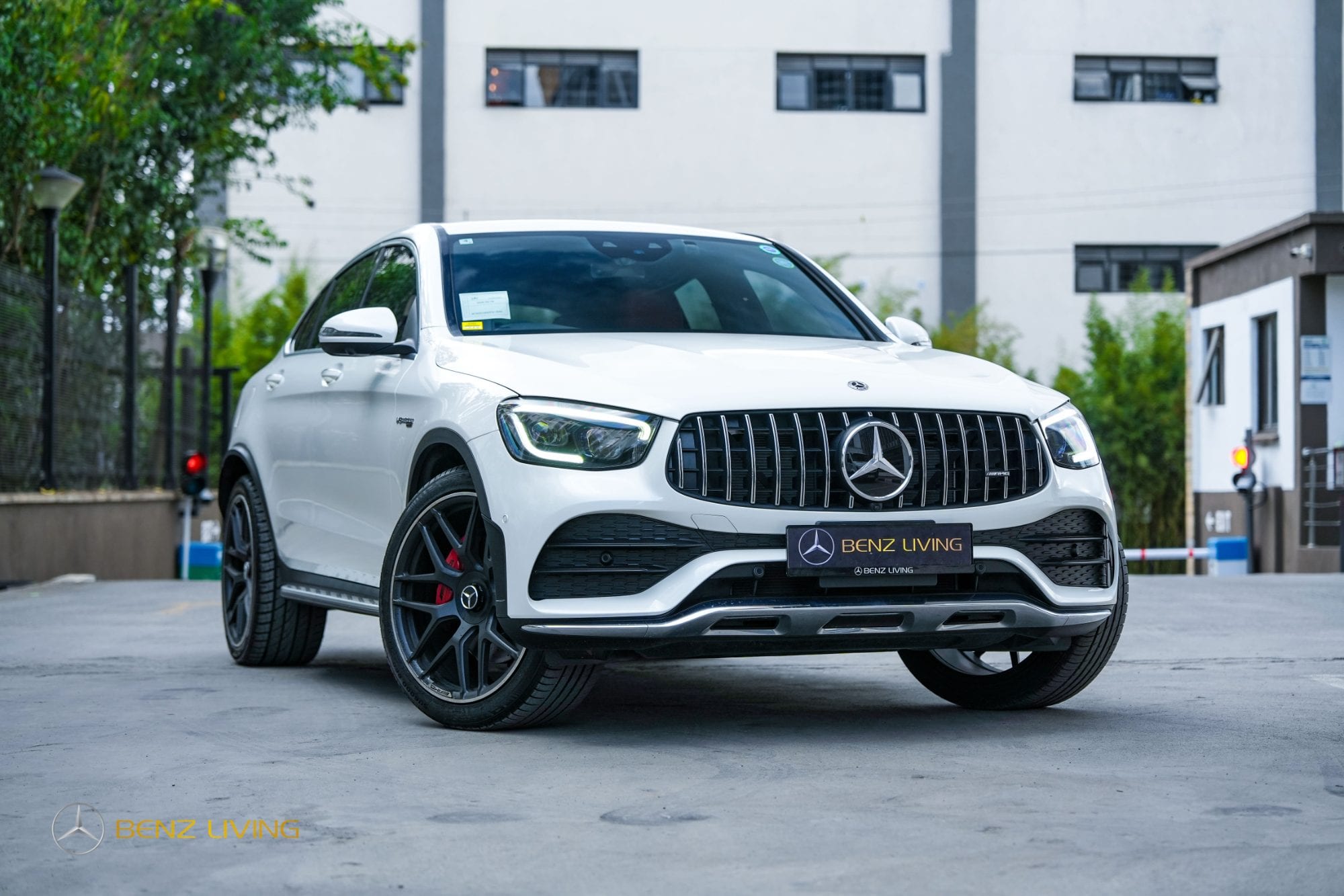 2020 Mercedes-Benz GLC 300 AMG Line