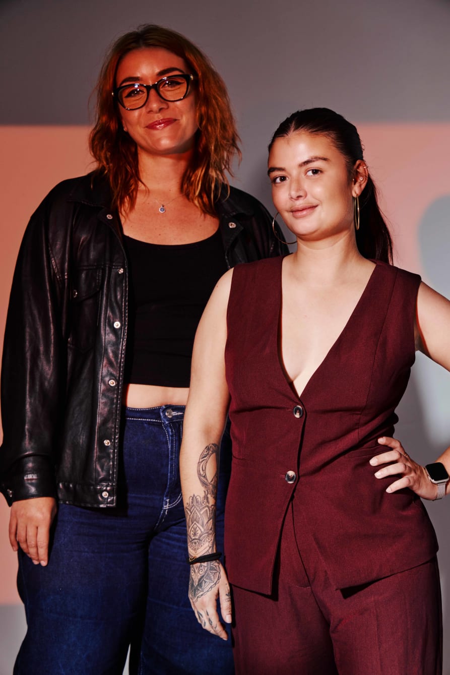 Justine Sirabella et Charlotte Magny, maquilleuse et coiffeuse