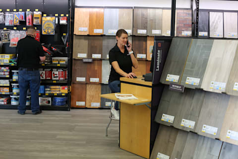 Image of the best flooring experts at LL Flooring answering customer questions.