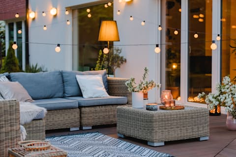 patio with lighting