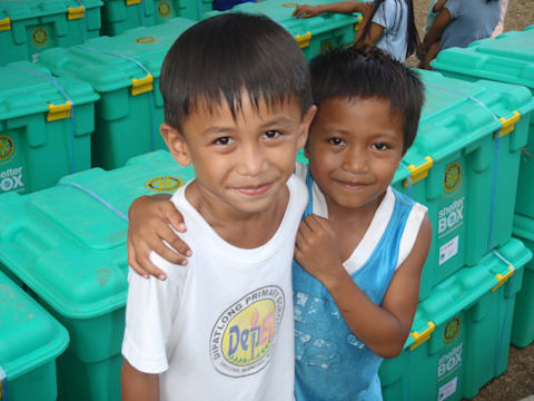 Photo of children who received help from Shelterbox