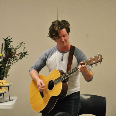 Photo of Richard Moment