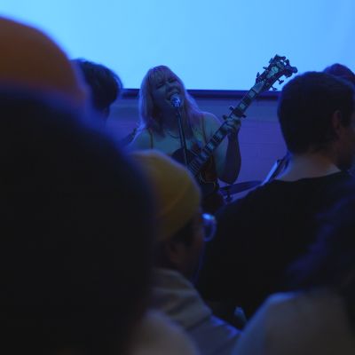 Photo of Julie Olive