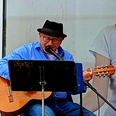 Photo of Dave Morris