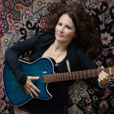 Photo of Laurie Kerr