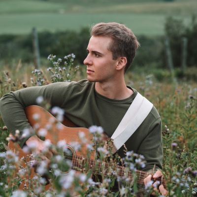 Photo of Noah Bolton