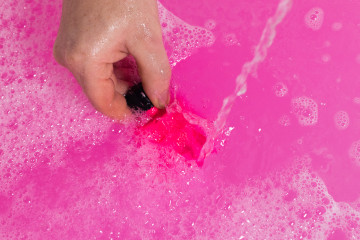 Keep It Fluffy | Lush Fresh Handmade Cosmetics Philippines