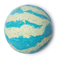 Thundersnow Bath Bomb A blue and white striped bath bomb