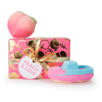 Peach and Love Peach_and_Love_Gift_Valnetines_Day