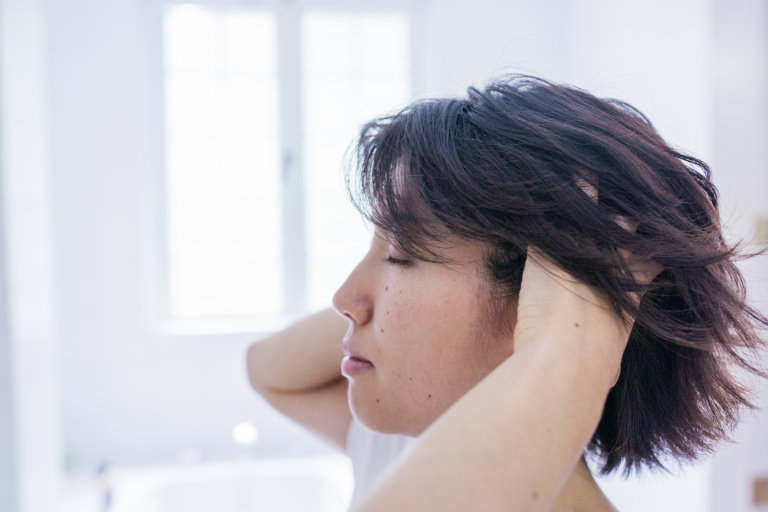 ラッシュ ヘアケア ラッシュのヘアケアアイテムを使ってケアしている