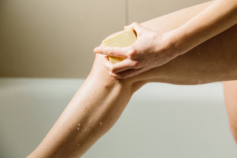 Buffy bodybutter Exfolierande skrubben Buffy, återfuktar och avlägsnar torr hud