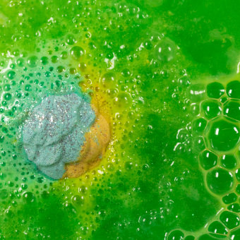 Hero Melusine Community Bath Bomb hero melusine community bath bomb