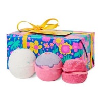 Blooming Beautiful - Cadeau Lush Blooming Beautiful - Cadeau Lush