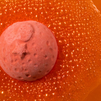 Hero Yuzu & Cocoa Community Bath Bomb hero yuzu & cocoa community bath bomb
