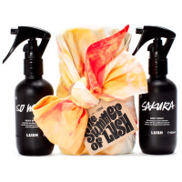 Summer of Lush - Confezione regalo con knot wrap e due body spray Summer of Lush - Confezione regalo con knot wrap e due body spray