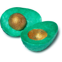 Avo Good Easter pascua 2020 jabón en forma de aguacate Avo Good Easter jabón en forma de aguacate de color verde con una semilla color dorada