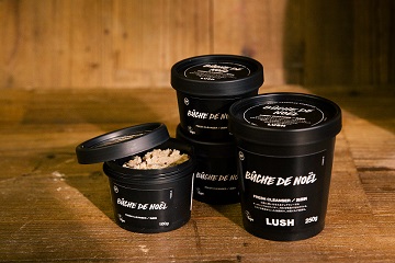 クレイ洗顔で潤い溢れるなめらか肌へ クリスマスの食卓 ラッシュ公式サイト Lush Fresh Handmade Cosmetics