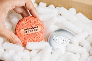 ハニー アイ ウォッシュド マイ ヘアー シャンプーバー ラッシュ公式サイト Lush Fresh Handmade Cosmetics